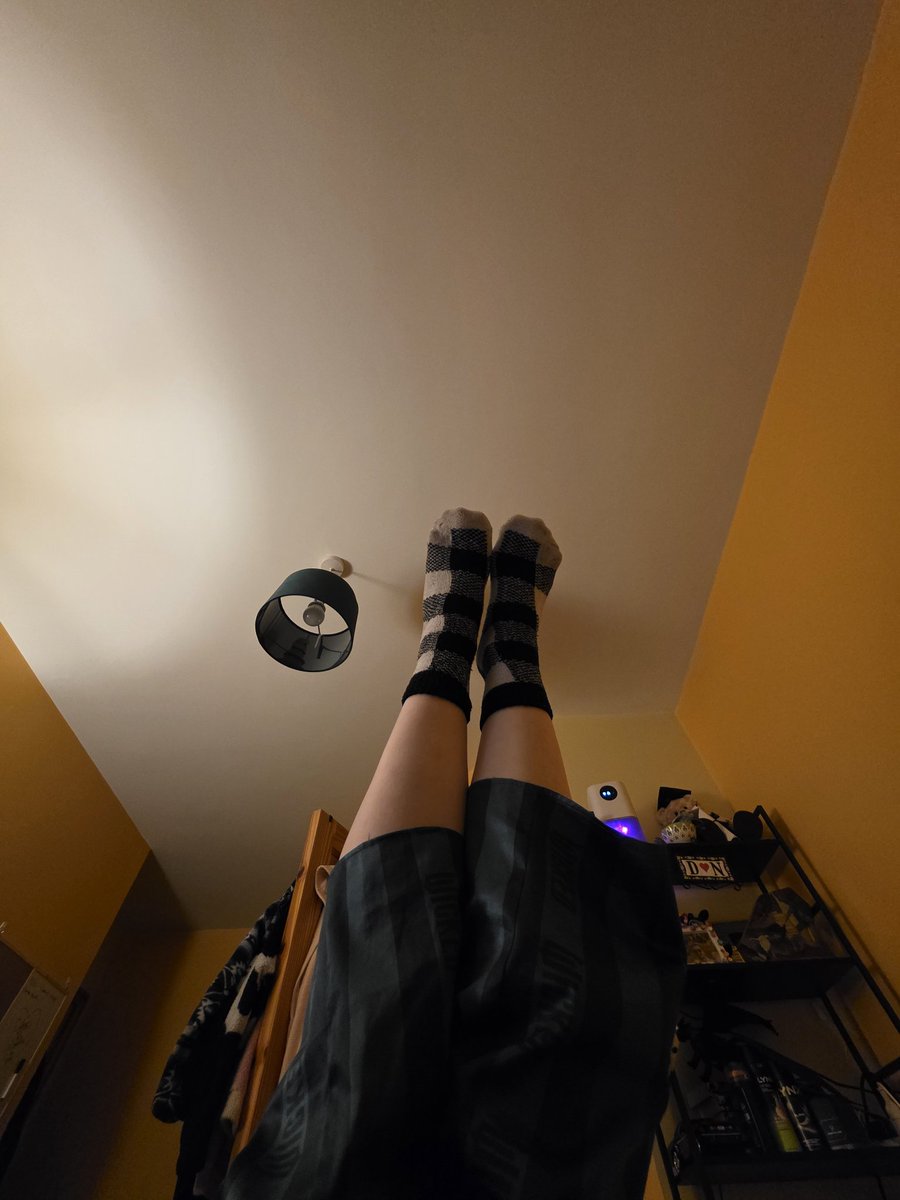 Front camera vs back camera.
Which one triggers you to send first?