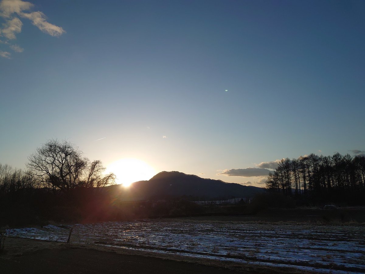 Post by 浅間岩鏡 on X: 日の出！