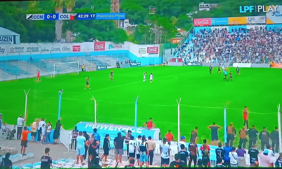 Juego difícil, pero creo el la victoria! 

Vamos Negro ❤️🖤