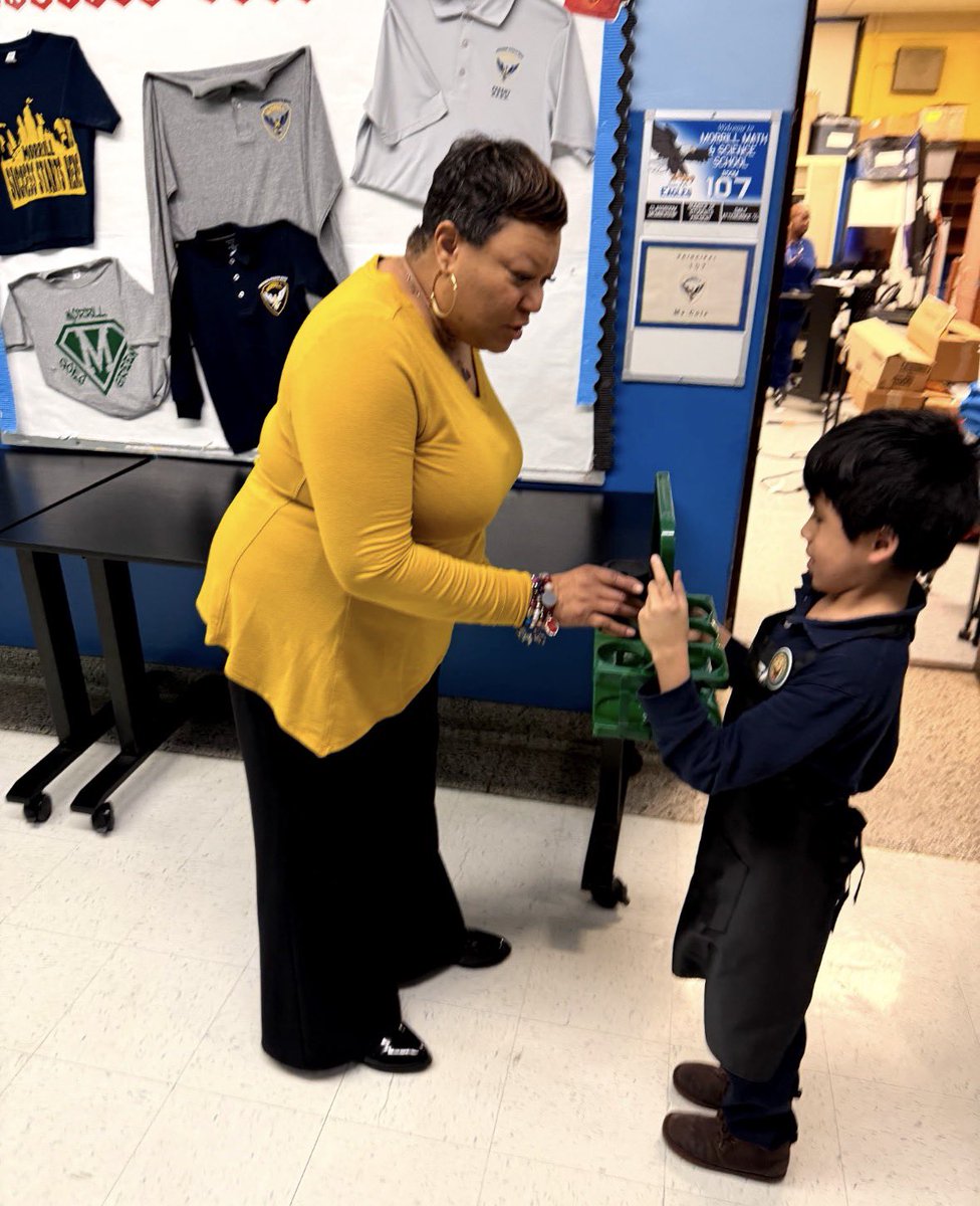 Network 10 tweet media