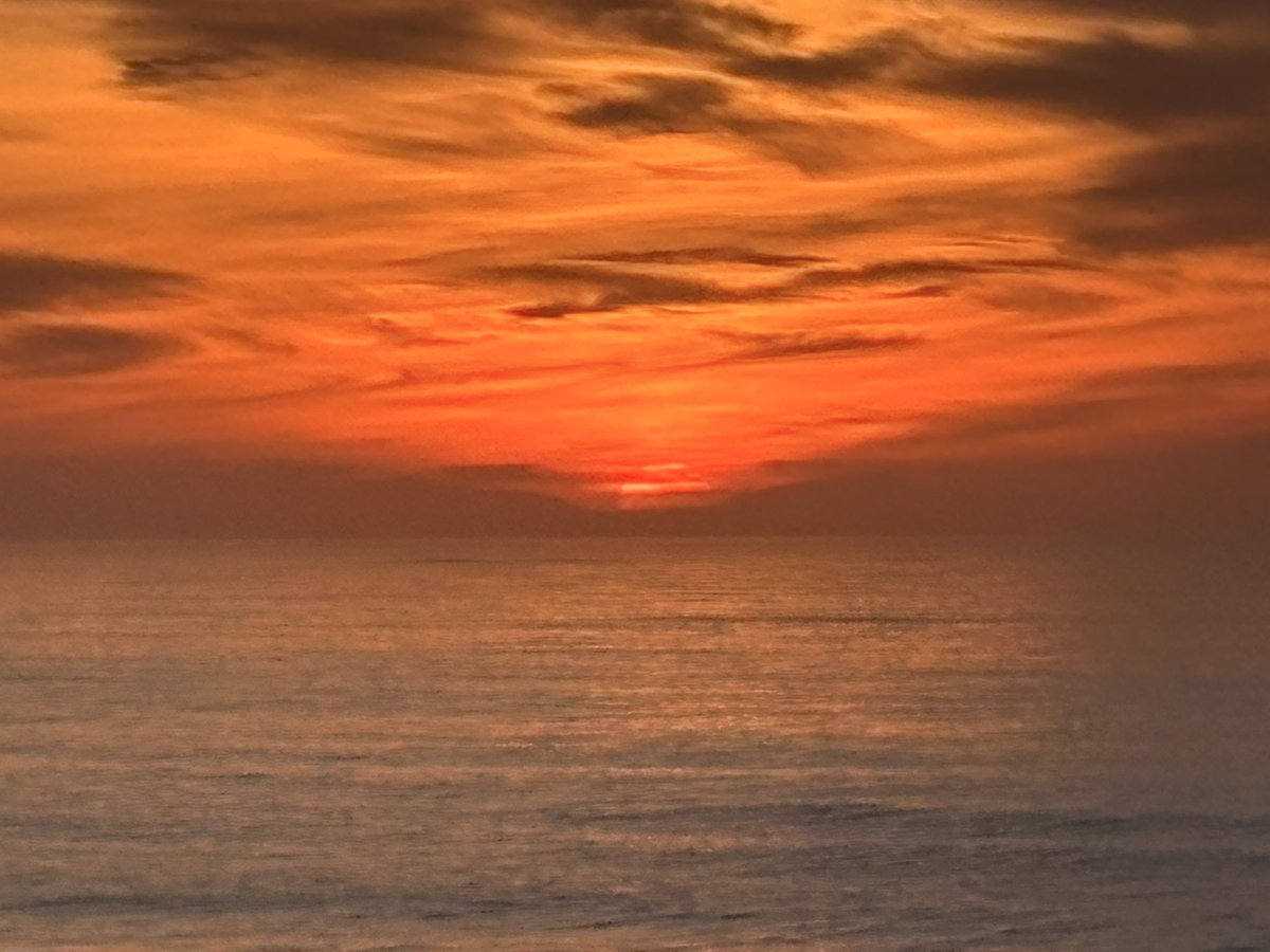 Bonsoir la Team !

Quelques petites photos de ce week-end à Biarritz 😉

Demain il devrait encore faire beau alors je vais vous envoyer de nouvelles photos 🤩

Bonne fin de soirée à tous et à très vite !

La bise les amis 😘