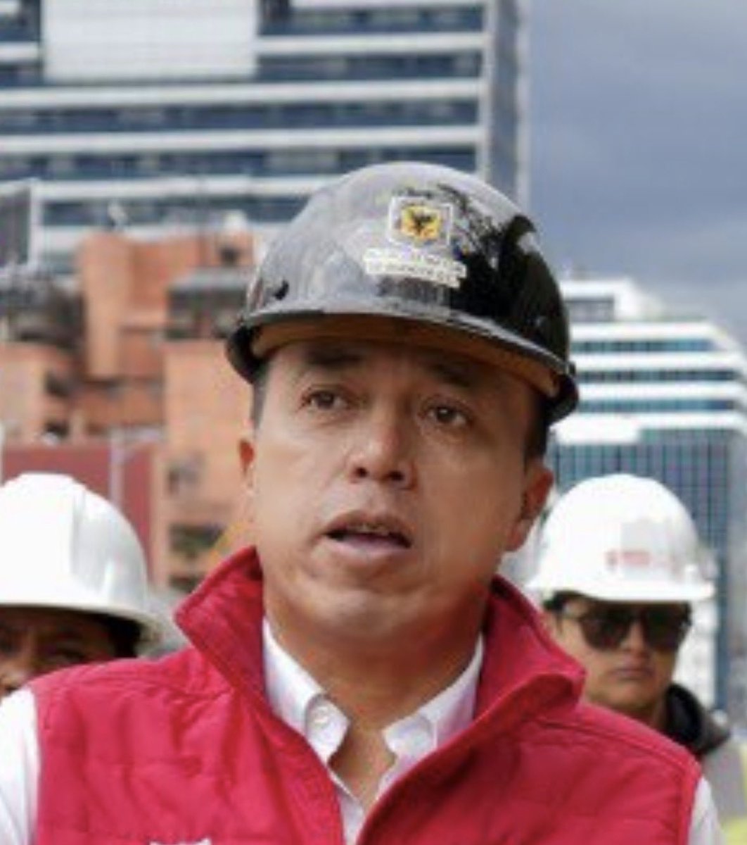 La cara del tipo que dejó en ruinas el Coliseo El Salitre en la alcaldía Peñalosa y que tiene a Bogotá hecha pedazos en la alcaldía del zángano Galán.