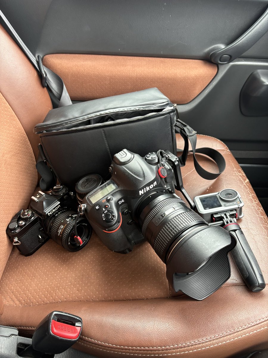 今日は猪苗代湖で撮影です📷 曇り空でいい感じです！