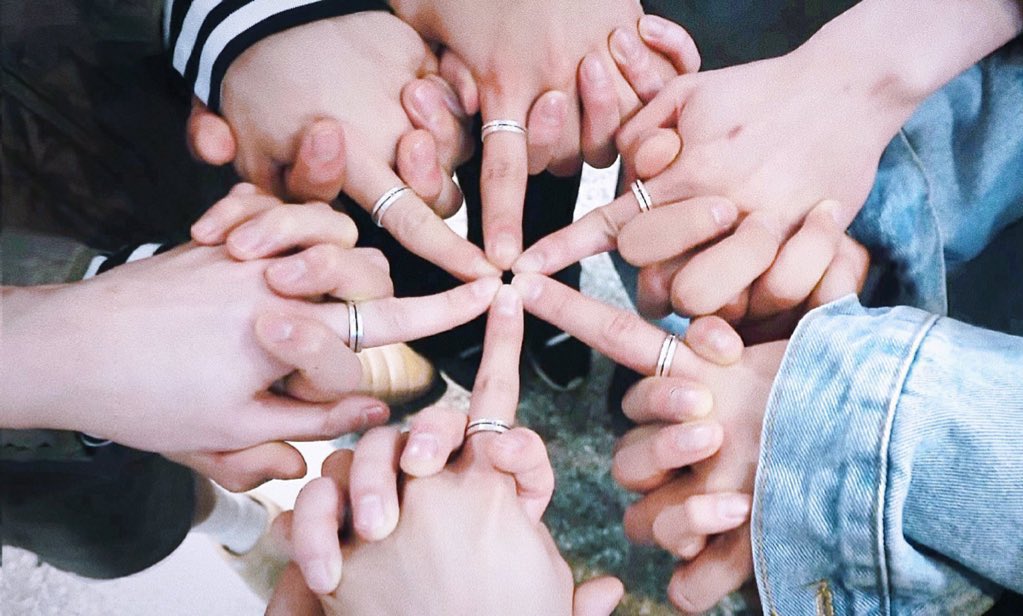 ひより tweet media