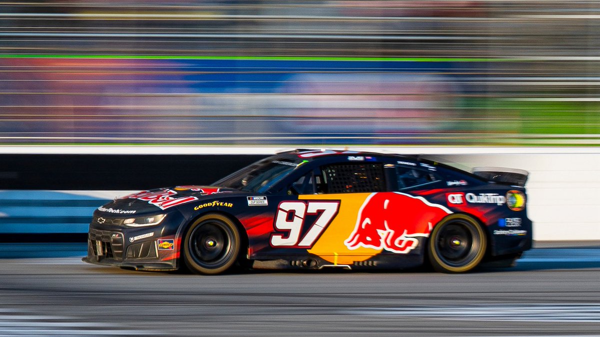 Shane van Gisbergen tweet media