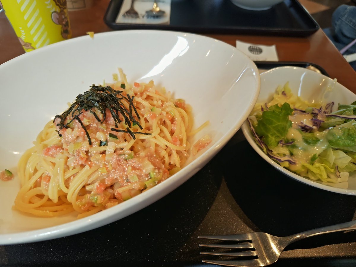 タリーズでお昼ゥ〜