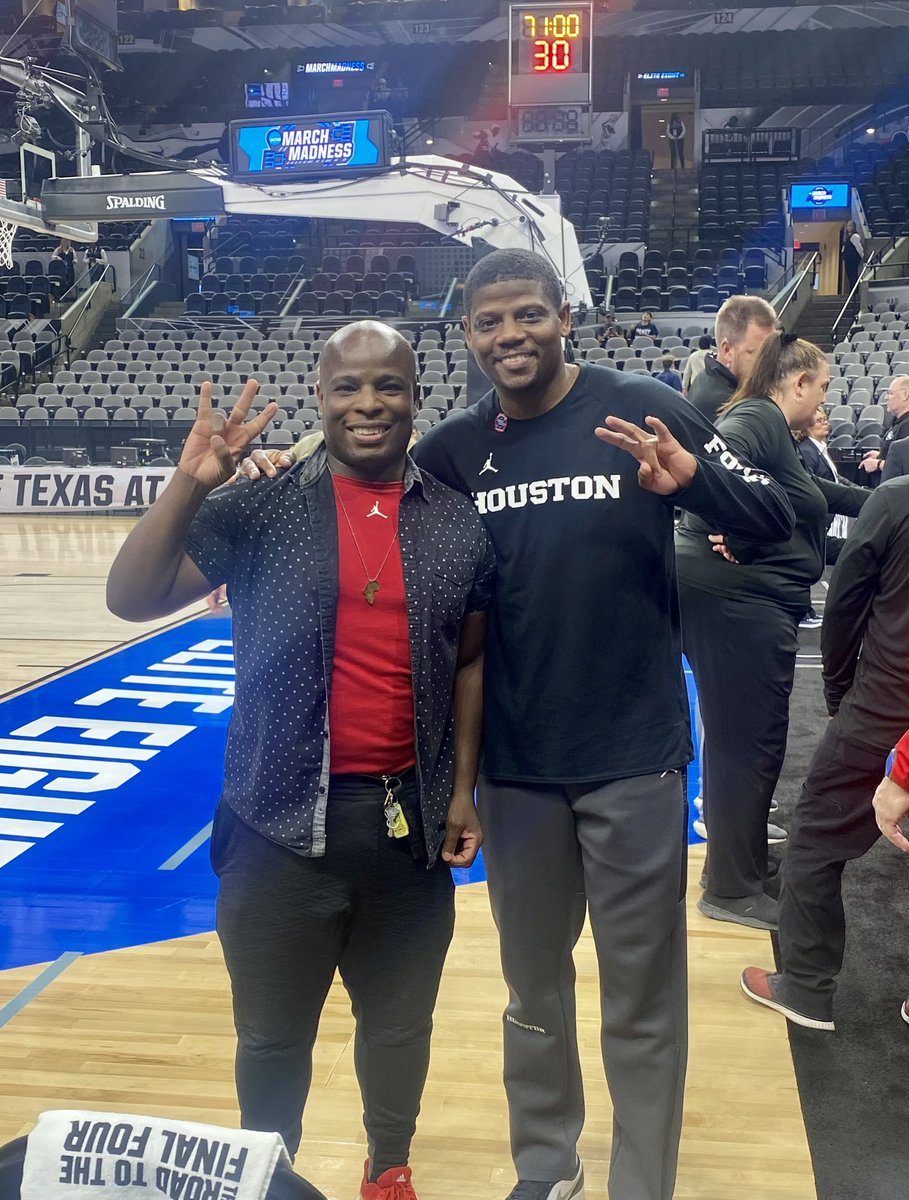 Coach John A. Smith 🏀 tweet media