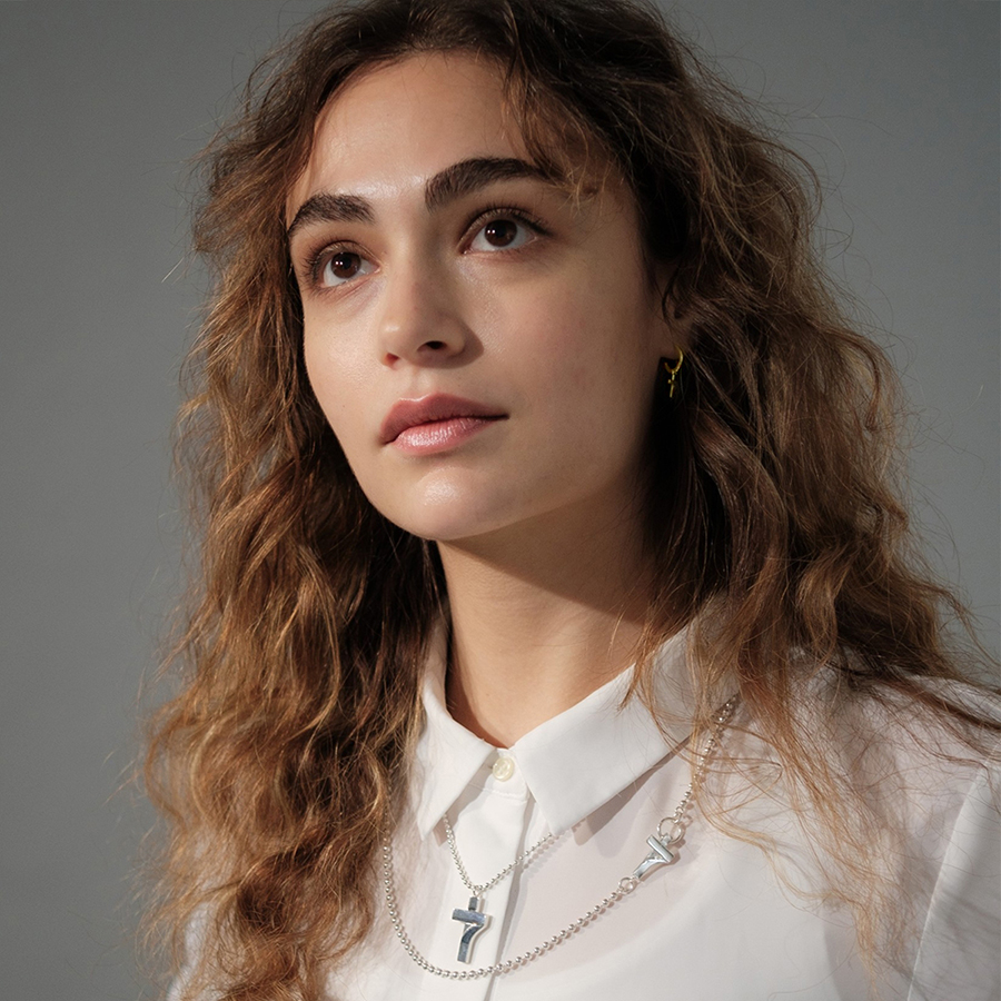 Pickup Item】 7 Cross Gold Hoop Earrings ¥19,800 tax in 「7」と