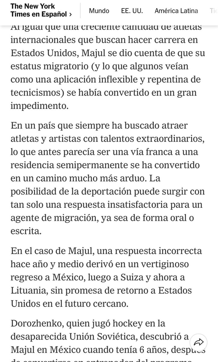 que bien por auston matthews, representa una generación de estadounidenses nueva pero no puedo no pensar en hector majul, considerado el mejor jugador mexicano de hockey, fue compañero de entrenamiento de auston, deportado después de 10 años de vivir legalmente en EEUU