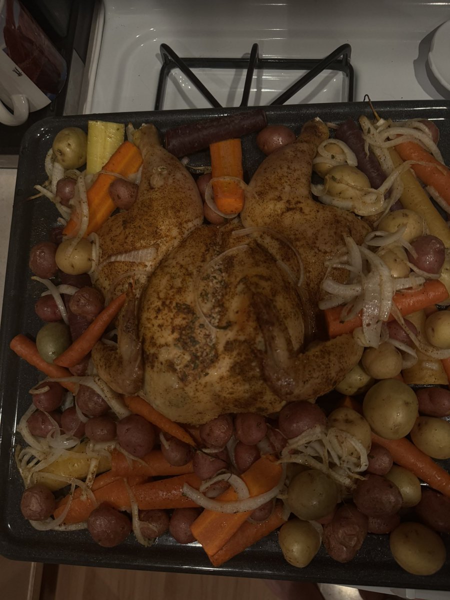 LeviosaBeans tweet media