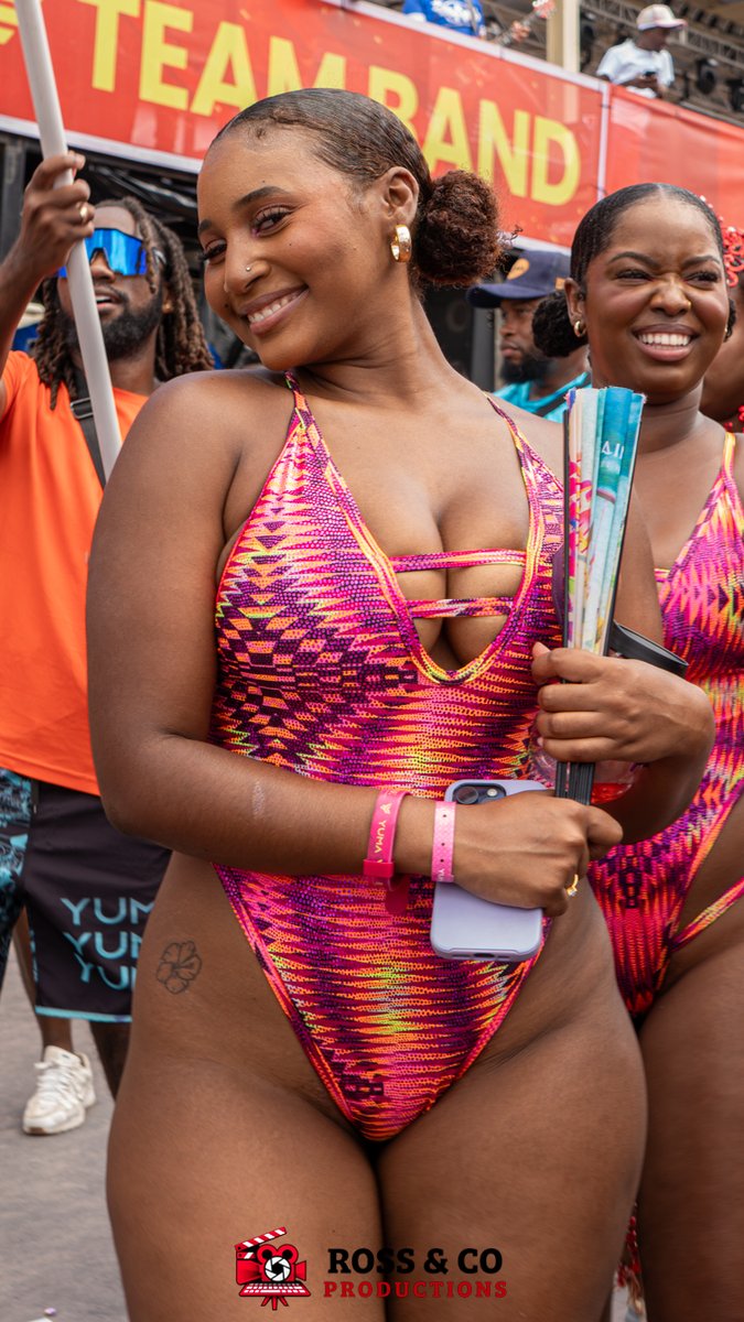 Ross & Co Productions tweet media