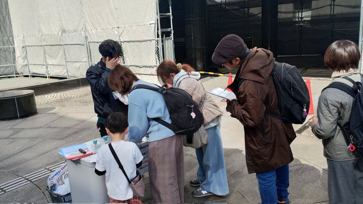 rb2009a's tweet photo. 国立民族博物館で押せる万博のスタンプの列が長い…( ；ﾟДﾟ)

#EXPO2025 #アフター万博 #Beyond万博
#RememberEXPO
#大阪万博記念公園 https://t.co/KuxKyBpwTk