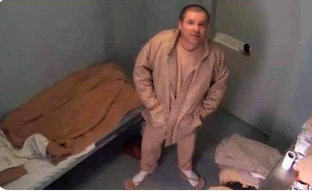 El licenciado chapo Guzmán viendo que es el único líder de un grupo criminal vivo