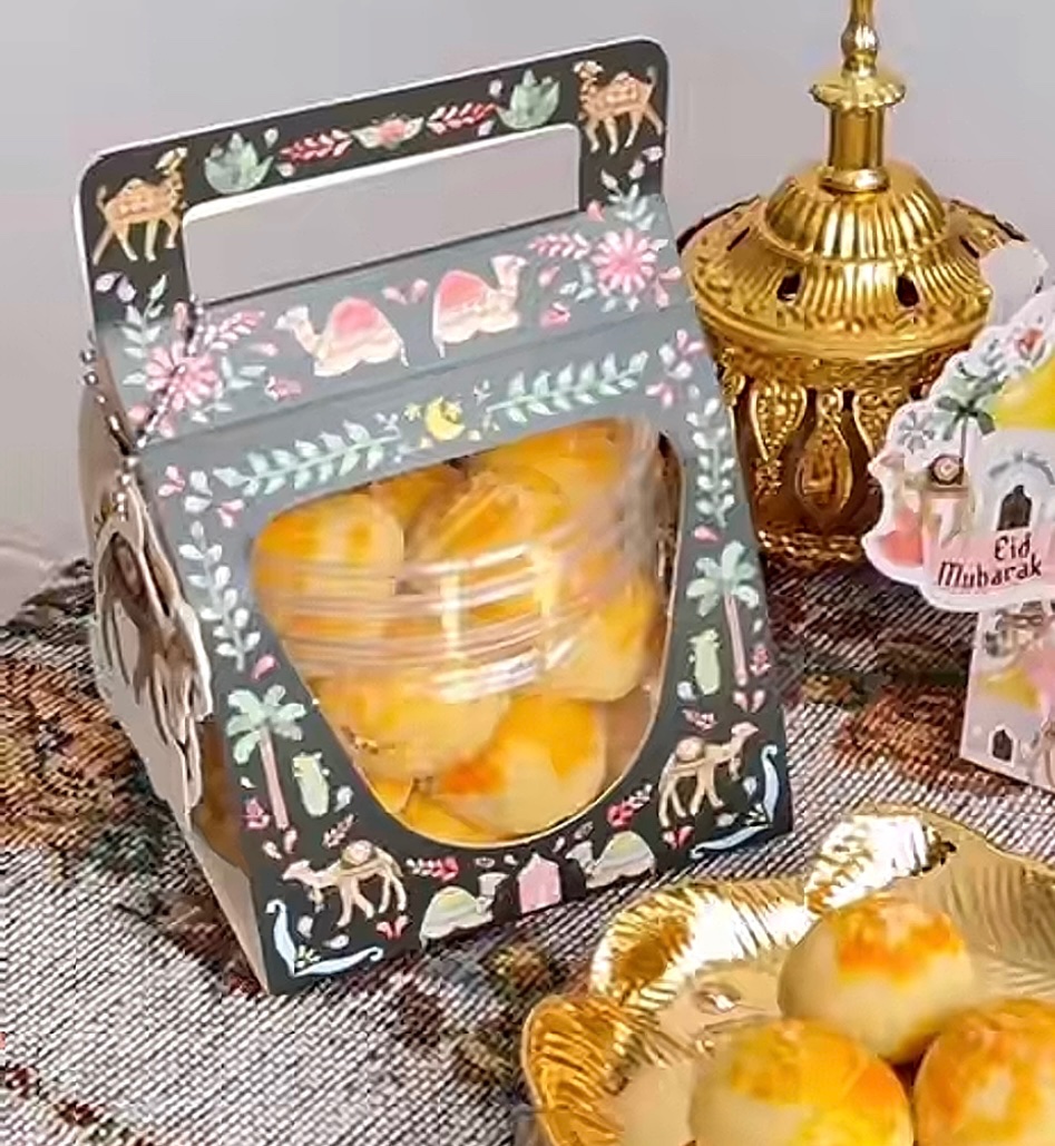 user008127320's tweet photo. drop pricelist dong mau desain untuk hampers, layoutnya sudah ada dari seller #zonauang #jasadesain https://t.co/L0LYKbXwNF