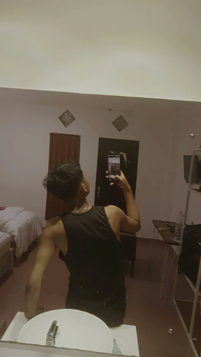 Leon Leo tweet media