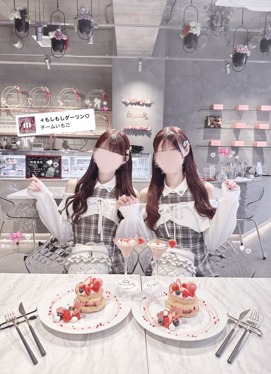 今季の大優勝ホビワンピはこれ🤍⸝꙳. オフショルのボレロが天才的＞𐋣＜♡