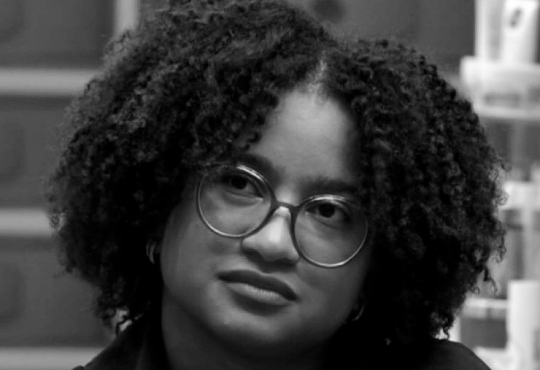 Eumesmatab's tweet photo. Fala mal da aparência dos outros, não respeita a fala nem espaço de ngm, tem falas extremamente pesadas que vão além de jogo sobre participantes, faz birra igual criança, mexe em coisas pessoais de adversários e se faz de vítima. Como gostar dessa mulher?
 #ForaMilena #BBB26 https://t.co/TyK8Upty4P