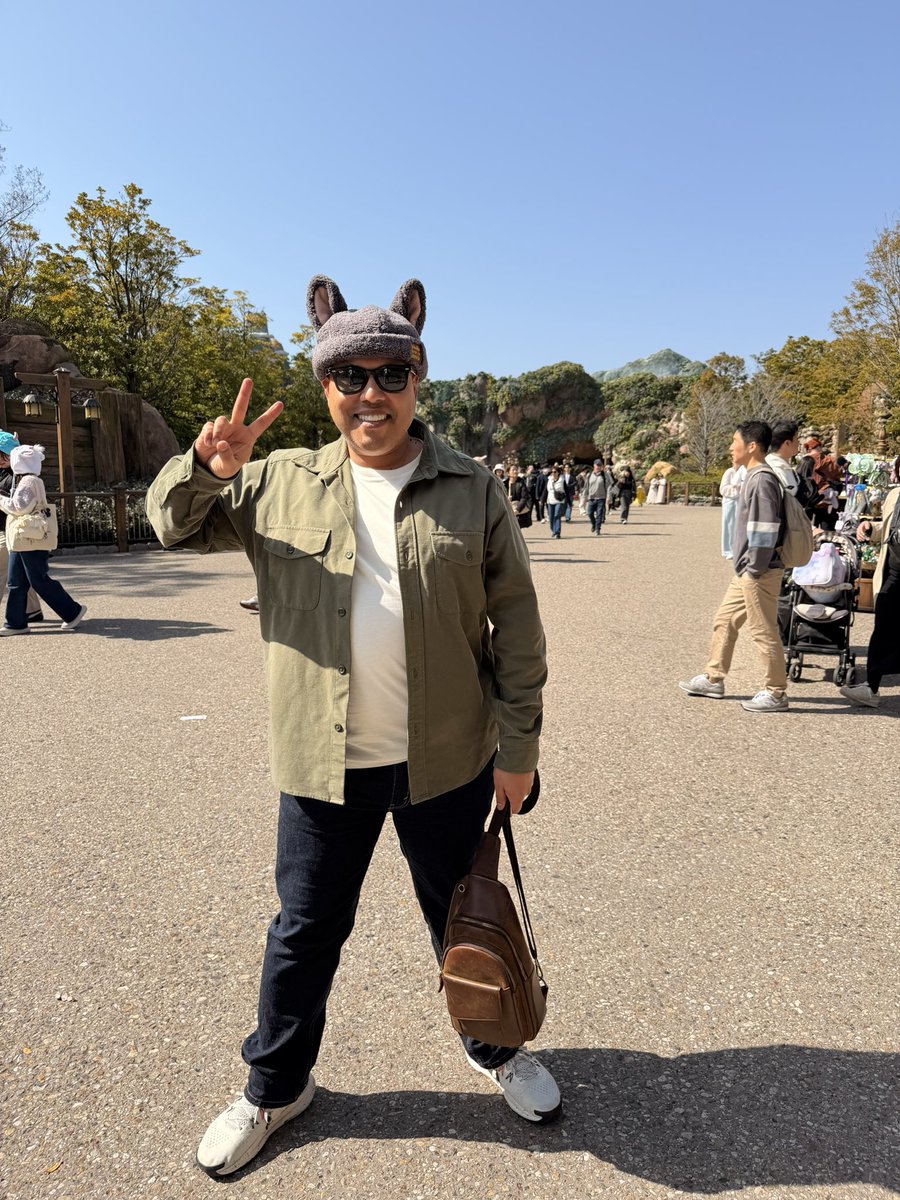 I’m a Lost Boys, now. LOVED their new Peter Lan attraction. The best part is flying over London then back to Never Land.