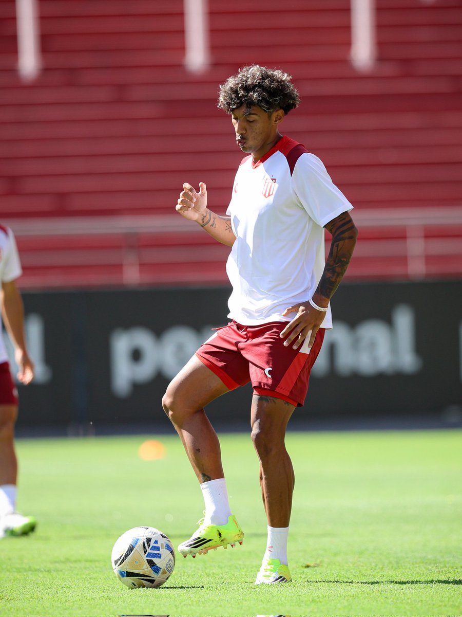 Enamorado de Estudiantes. 

Hasta la vuelta, <a href="/Medinaccristian/">Cristian Medina</a> ❤️
