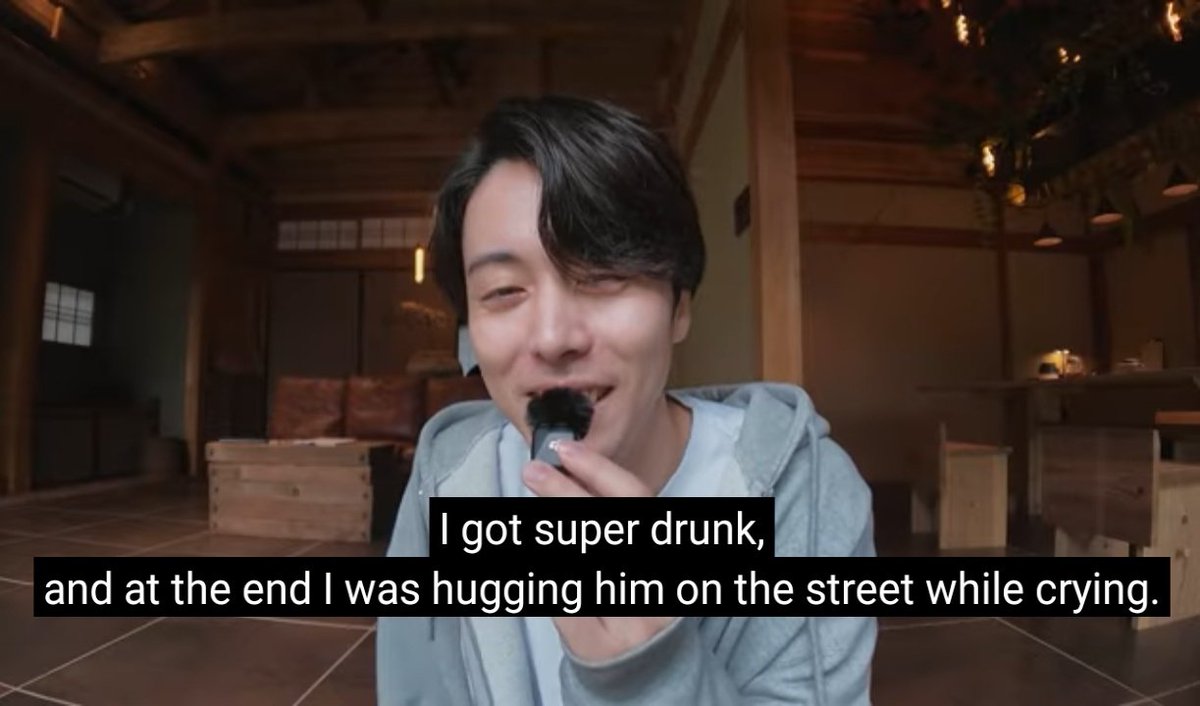 hbharu7's tweet photo. Hiroya made his YouTube channel and he was asked how he spent his valentine's day? He said he spent it with Tomoaki since it was his birthday and he ended up super drunk, hugging Tomoaki on the street while crying😂😂😂
#Hiroya #Tomoaki #TomoakiHiroya #TheBoyfriendSeason2 https://t.co/xoZIhxVXa0