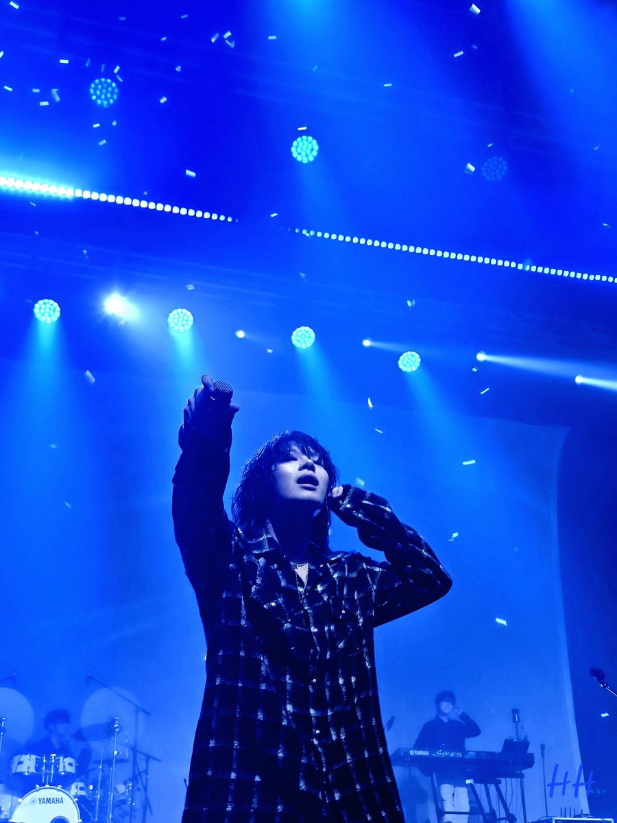 hh_0403's tweet photo. 260221 PRUSSIAN BLUE
#캔트비블루 #이도훈 https://t.co/zOxii4CWdT