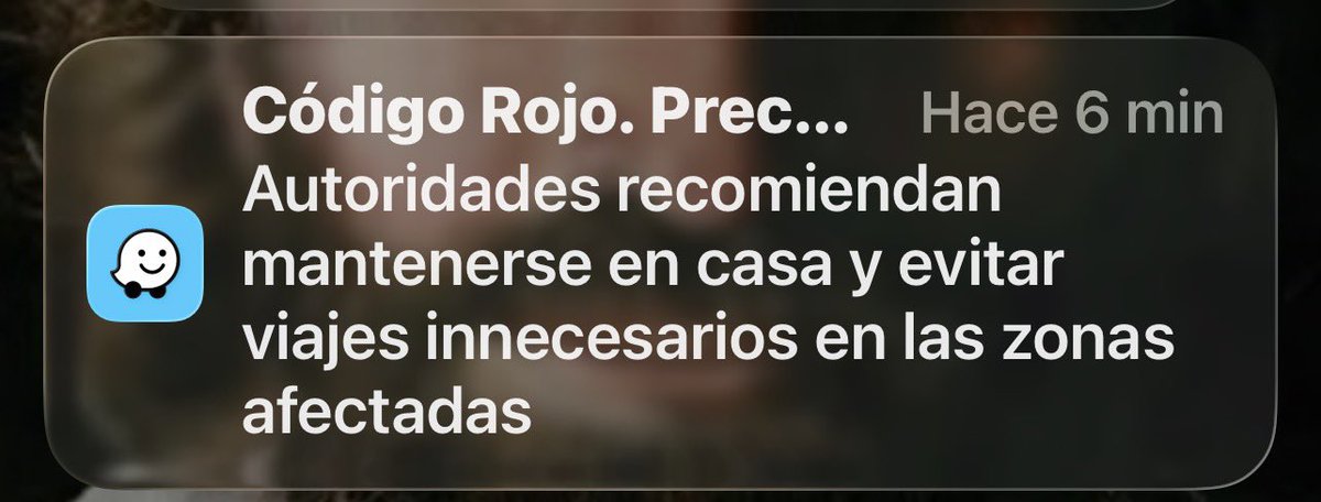 Llegó esto por Waze
