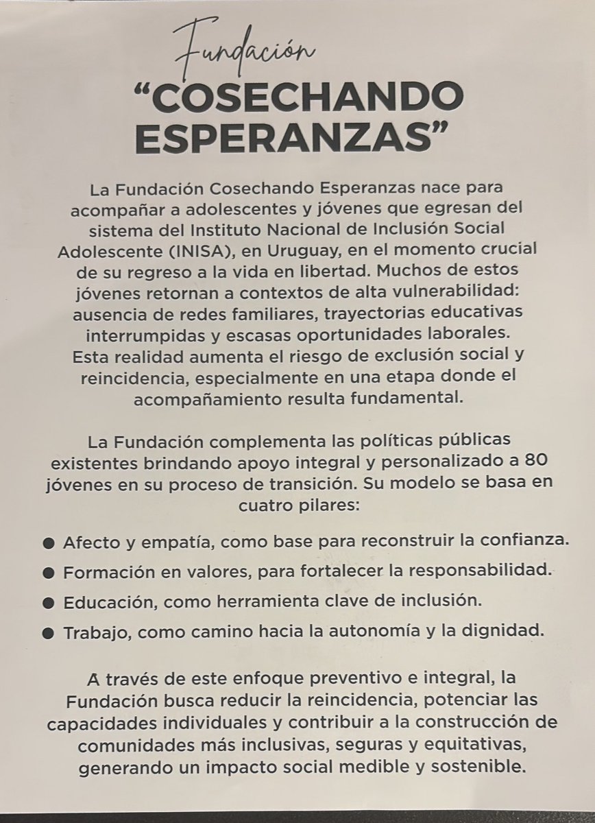 RichardRead2014's tweet photo. Gracias Directiva d Automóvil Club del Uruguay X su generosidad c/Nuestra “Fundacion Cosechando Esperanzas” el
miercoles 25 , 18 y 45’ en Abayuba 2832 local d FOEB daremos un Informe detallado d lo actuado y el Q’ hacer inmediato. Están todos invitados !! Gracias ACU!! ALQLyE!! https://t.co/Mkb7PJaFW7