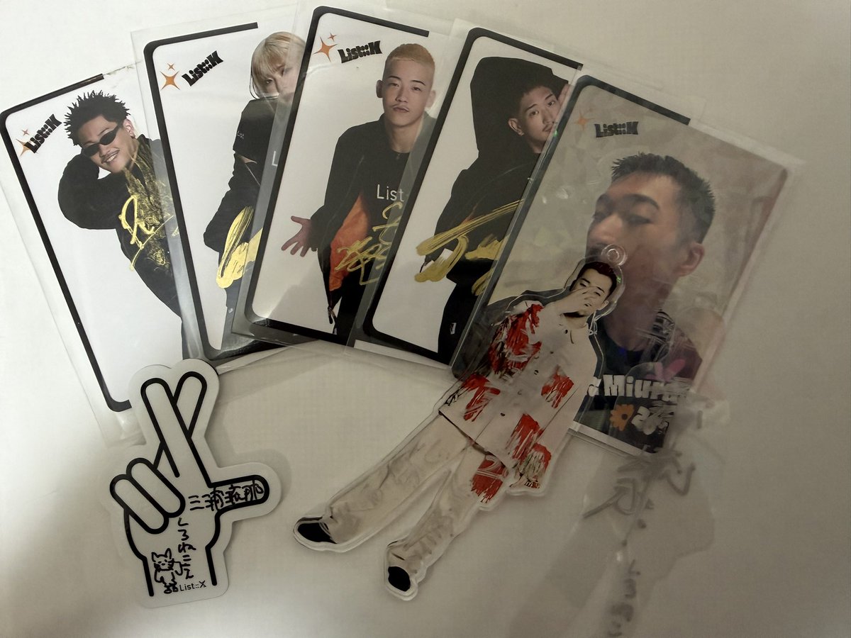 list_x_official ショーケース後にファン対応してくれたんですけど