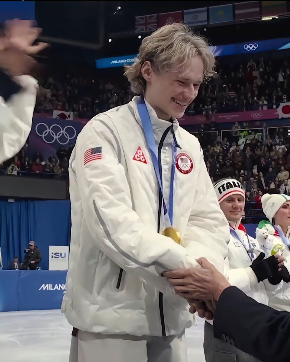 Lena loves Ilia tweet media