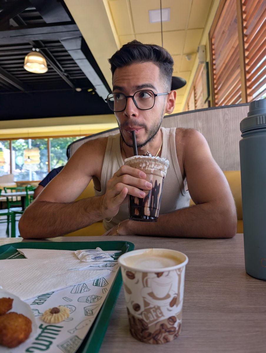 shiny Espeon ✨ tweet media