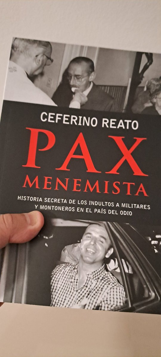 Ya en la sintonía de <a href="/Laoncediez/">La Once Diez</a> para escuchar <a href="/OperacionMasac1/">OperacionMasacre</a> con <a href="/SilMercado/">Silvia Mercado</a>. Esperaba este programa. Esta vez tengo el libro sobre el que hablan. 🍾