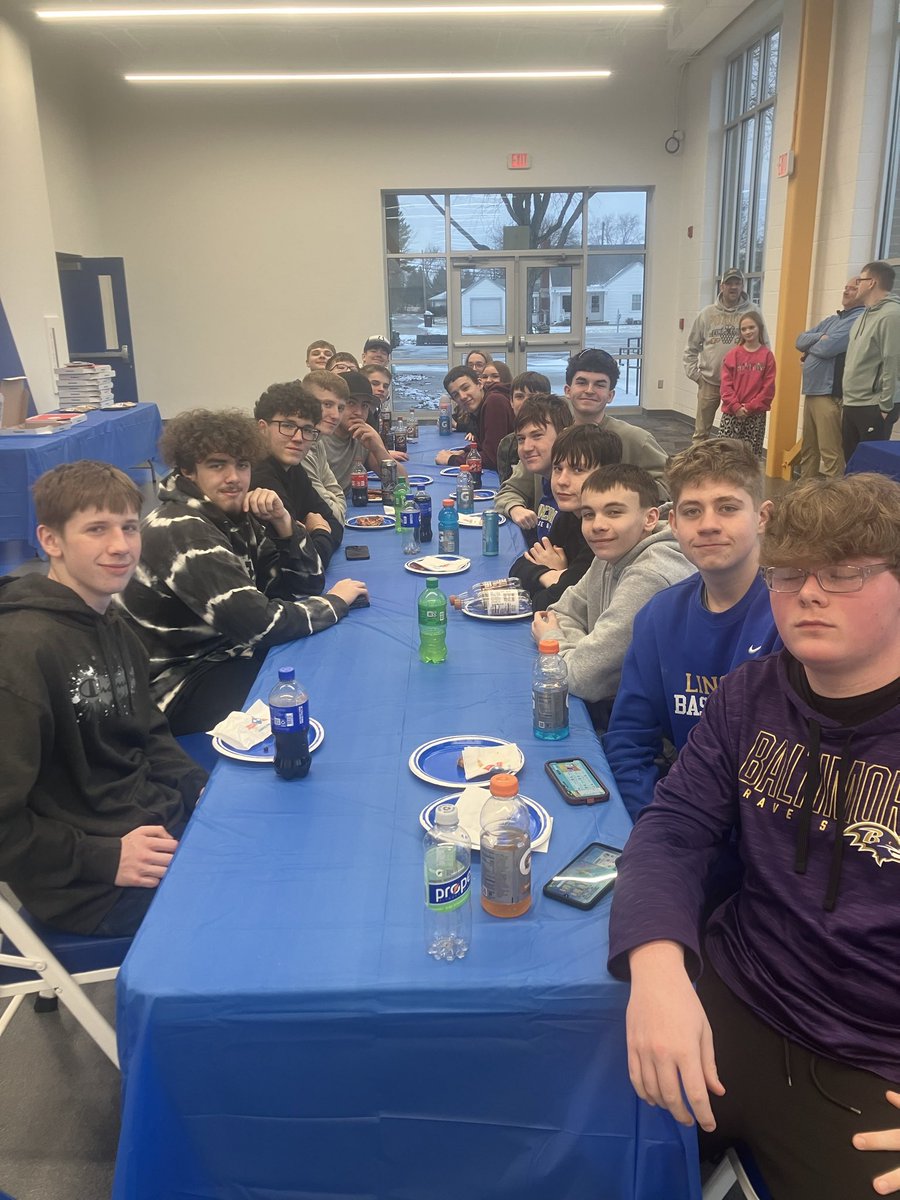lhsbasketball tweet media
