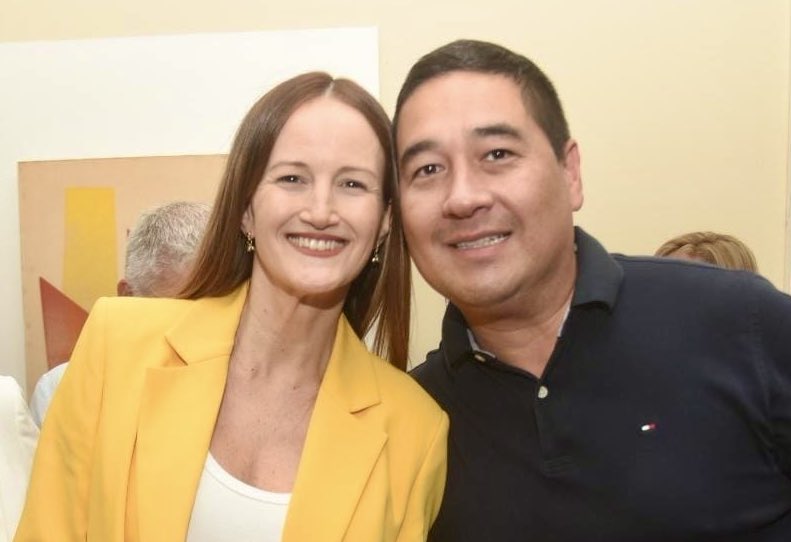 Con <a href="/solenu/">Sole Núñez</a> trabajaremos para recuperar Asunción y proyectar los cambios que el Paraguay necesita; felicito a <a href="/JohannaParaguay/">Johanna Ortega</a> por la madurez política, creando un poderoso antecedente que consolida nuestra democracia, propiciando la unidad que nos hará llegar juntos en el 2028 !