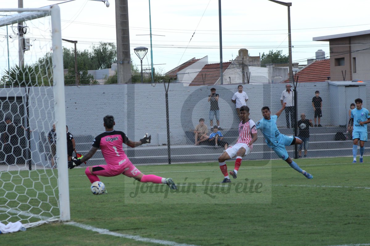 Primera Nacional. Por la Fecha 2, <a href="/ClubCdBolivarOF/">ClubCdeBolivar Ofic.</a> debutó de local en el torneo frente a <a href="/clublosandes/">Club Los Andes</a> e igualó 1-1.