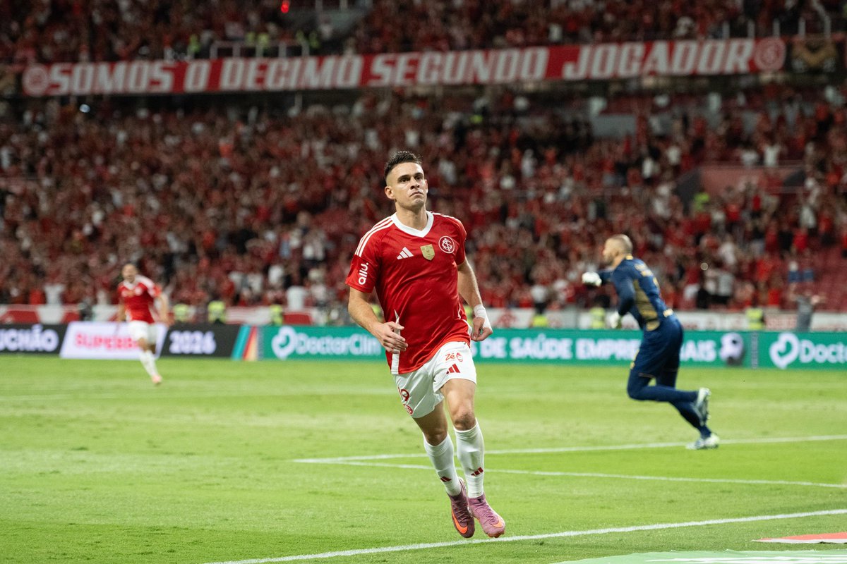 Lucas Collar tweet media