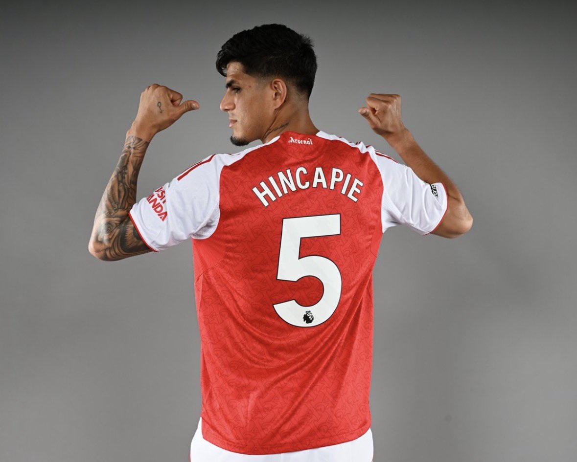 IntenseGooner tweet media