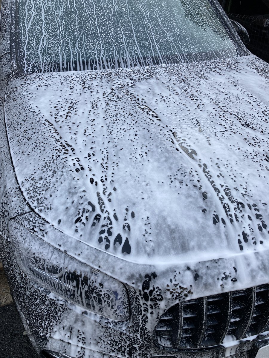 NisiyanMasters's tweet image. #PRIMUS
#PURÌFICA
#SIDERO
#洗車
今日は洗車DAYです☺
プリマス・ピュリフィカからのシデロ🚙
３か月サイクルで鉄粉除去です。シデロはたばこ休憩していても大丈夫なのがGood☺
それほど走ってないのですがまぁまあ紫になるものですね😅
このあとはボンネットにエネルゴを施工します♪