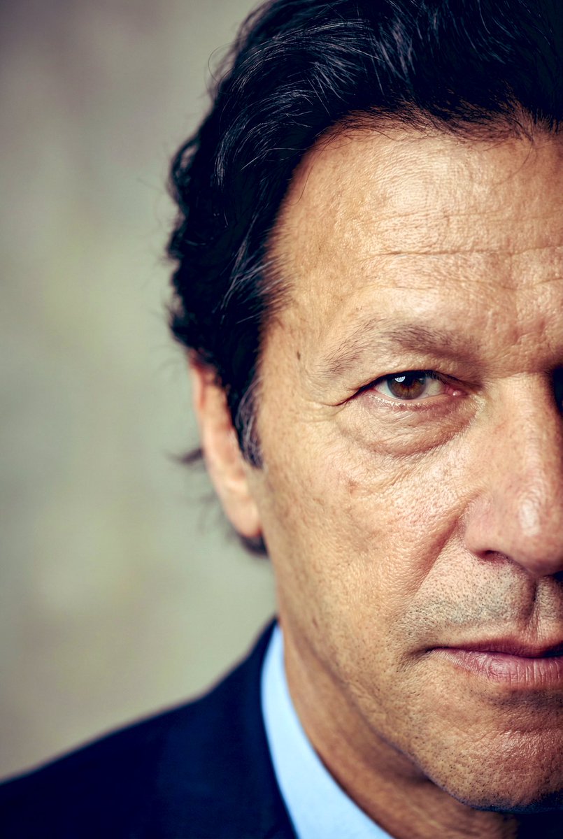 Haidersaeedpti1's tweet image. میرے مرشد کی آج قیدِ تنہائی میں 933 ویں رات اور تیسرے رمضان کی پانچویں سحری گزر رہی ہے

فَلَا یَحْزُنْكَ قَوْلُهُمْۘ
لوگوں کی باتوں سے غم زدہ نہ ہو

ایک اور رمضان کی پاک رات مرشد کی پابند سلاسل میں گزر رہی ہے
میرے مرشد کو دشمنوں سے زیادہ اپنوں نے نقصان پہنچایا ہے
دشمنوں سے زیادہ