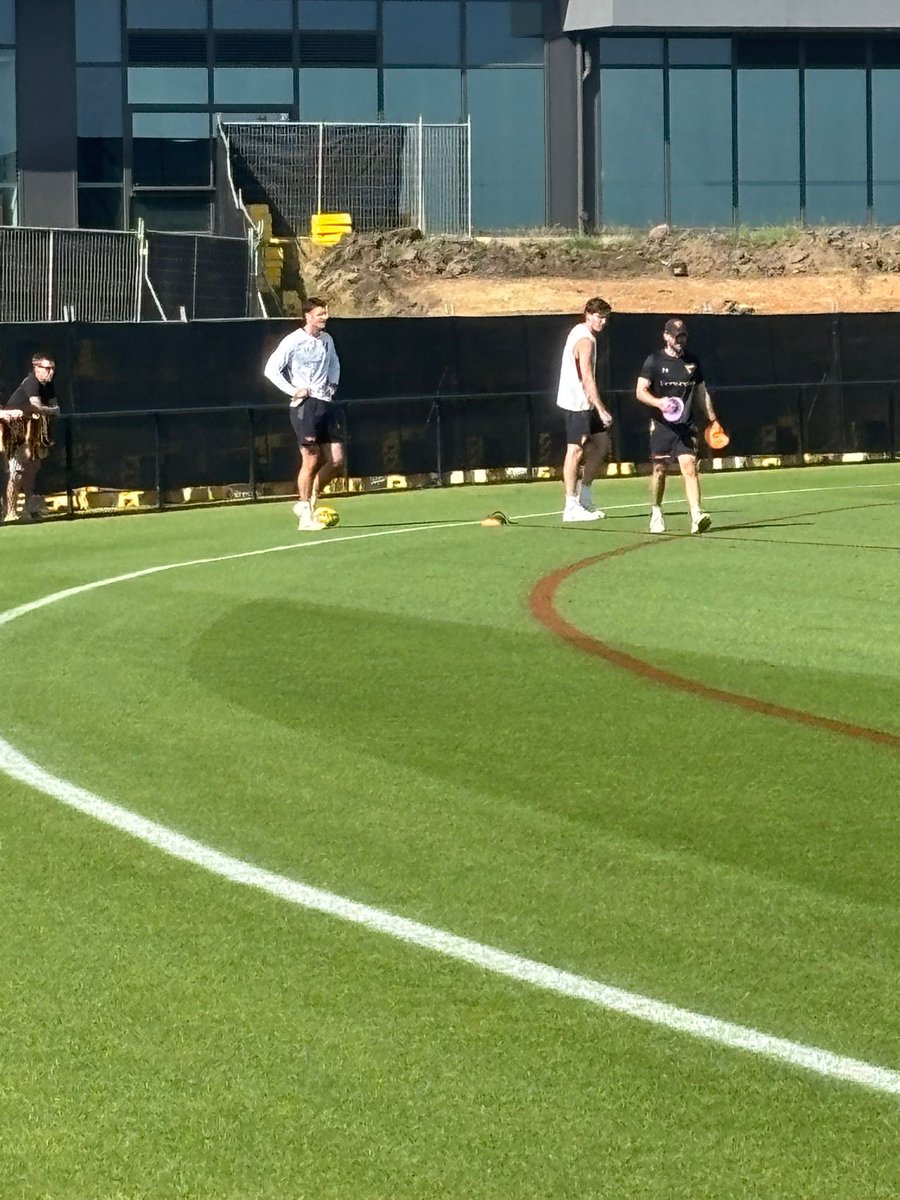 Hawks Insiders tweet media