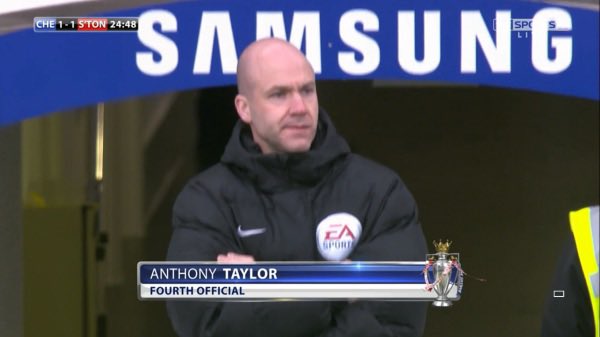 DemoOfUK's tweet image. Omo nobody pick shift reach Anthony Taylor for this UK 😂😂😂😂😂