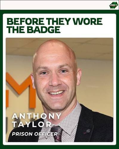 DemoOfUK's tweet image. Omo nobody pick shift reach Anthony Taylor for this UK 😂😂😂😂😂