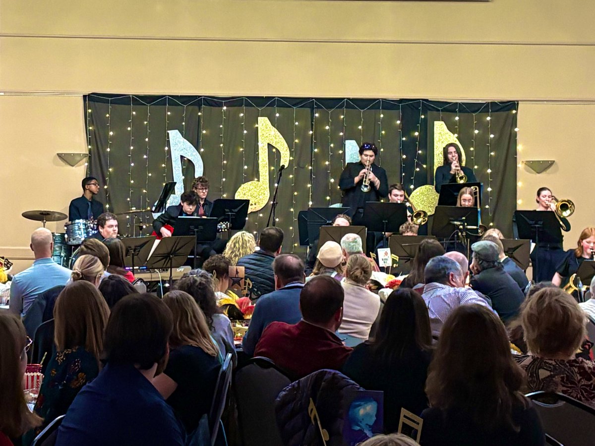 Adham Schirg tweet media