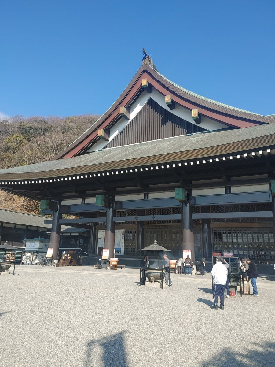 おはようございます☀️😃❗
久しぶりの投稿です😂
岡山県の最上稲荷に行って来ました。
少し遅い🐌💨💨初詣です😆🎵🎵