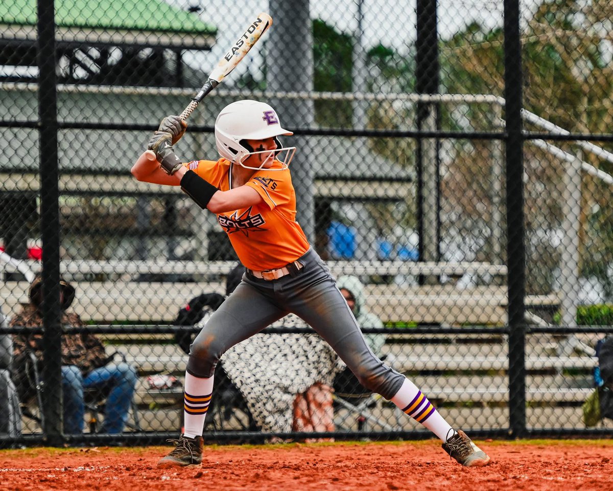 EllaPannell33's tweet photo. Really good pictures from Myrtle! @Vabolts2030 @FGS_softball https://t.co/HzzRkJnihV