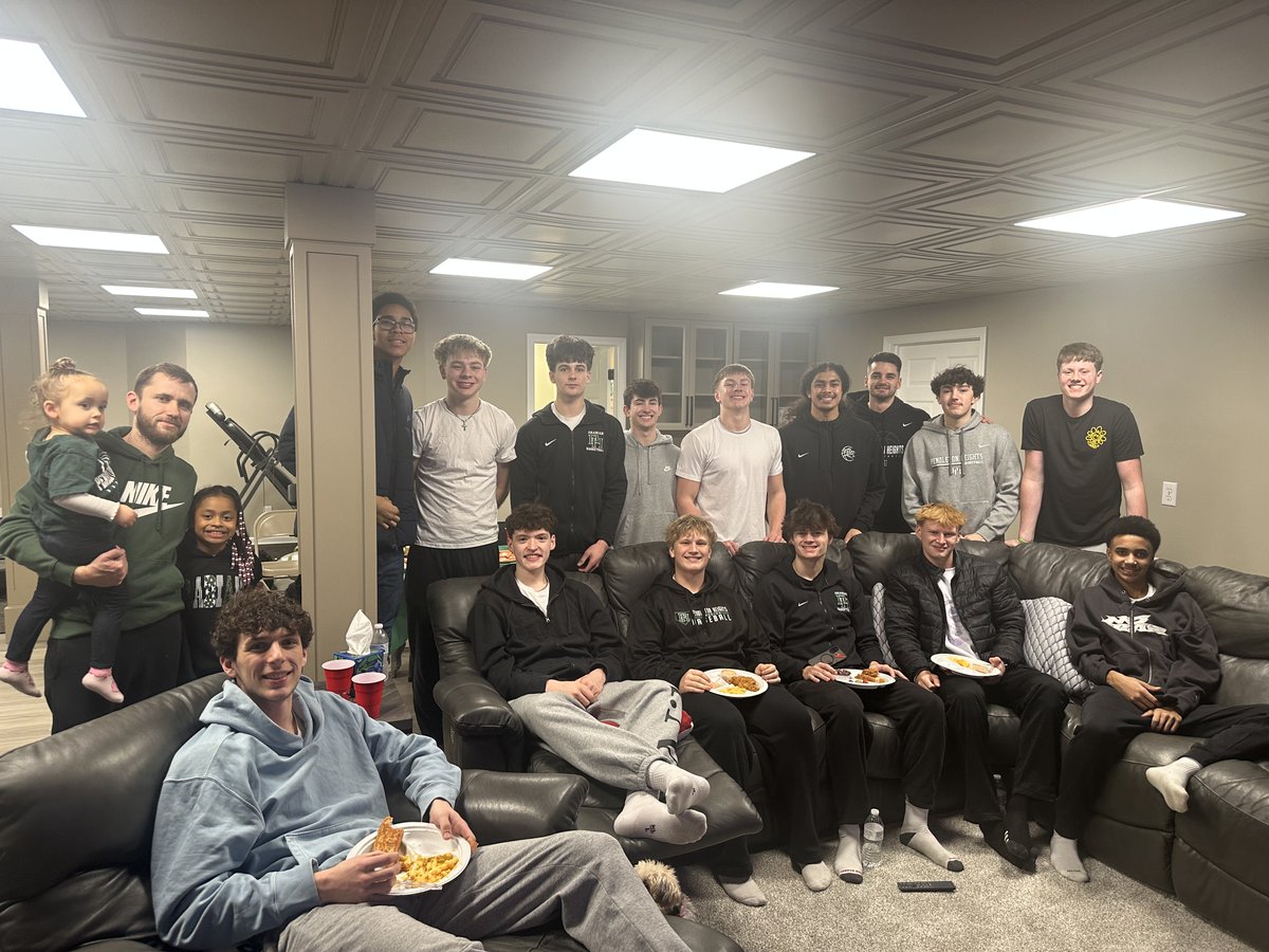 Pendleton Heights sectional watch party #GTBH
<a href="/gregrakestraw/">Greg Rakestraw</a> <a href="/KyleNeddenriep/">Kyle Neddenriep</a> <a href="/hunt_Rob/">Rob Hunt</a> <a href="/IHSAA1/">IHSAA</a>