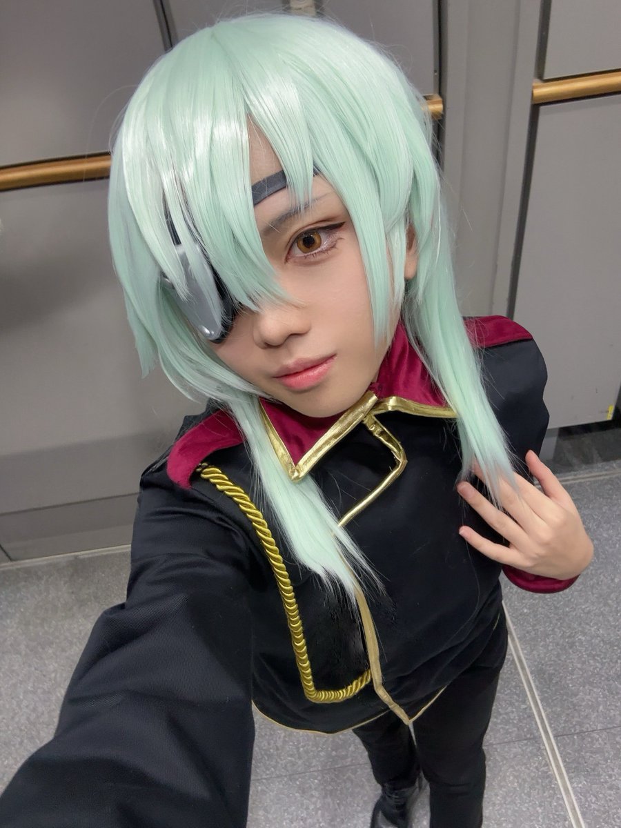 昨日の！制服の自撮りをちゃんと加工したので載せ🐧改めてありがとうございました♪  #おでかけライブin札幌161