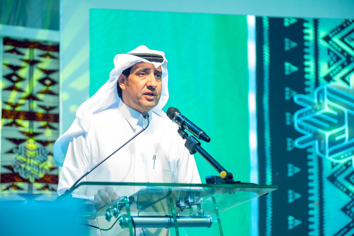 🇸🇦 حفل يوم التأسيس بمحافظة #الرس

بحضور سعادة وكيل محافظ الرس أ. سالم عتيق الزراقي، وعددٍ من مديري الدوائر الحكومية والقيادات الأمنية، أُقيم حفل يوم التأسيس في أجواءٍ وطنية استحضرنا خلالها عمق التاريخ السعودي ومسيرته الممتدة في الوحدة والبناء.

#أمانة_منطقة_القصيم
