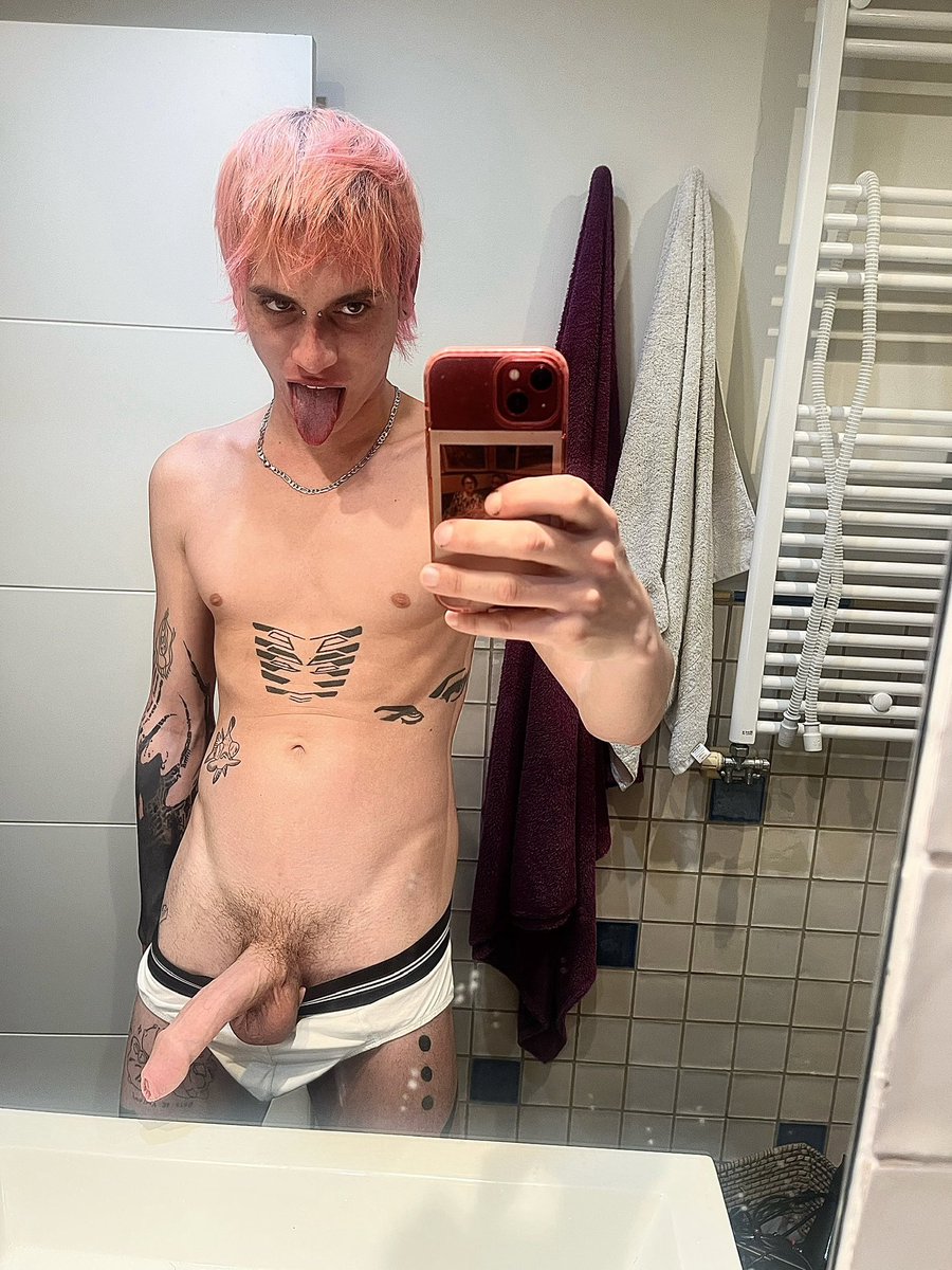 lucasdxxx tweet media