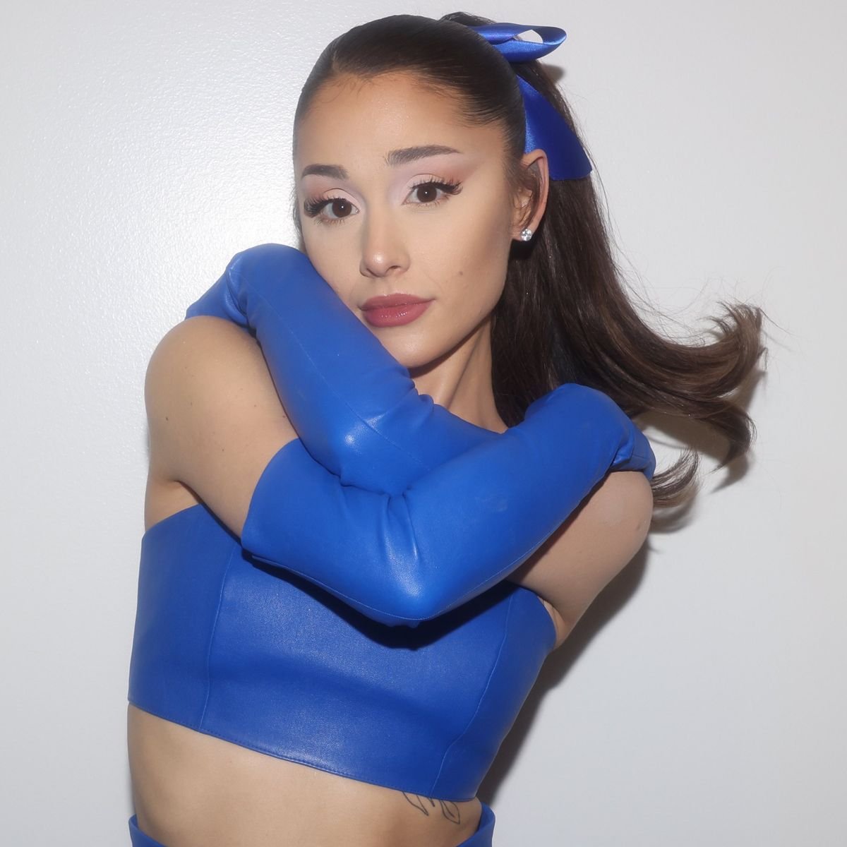 buwygibxo's tweet image. Ariana Grande as STDs: a thread ♡