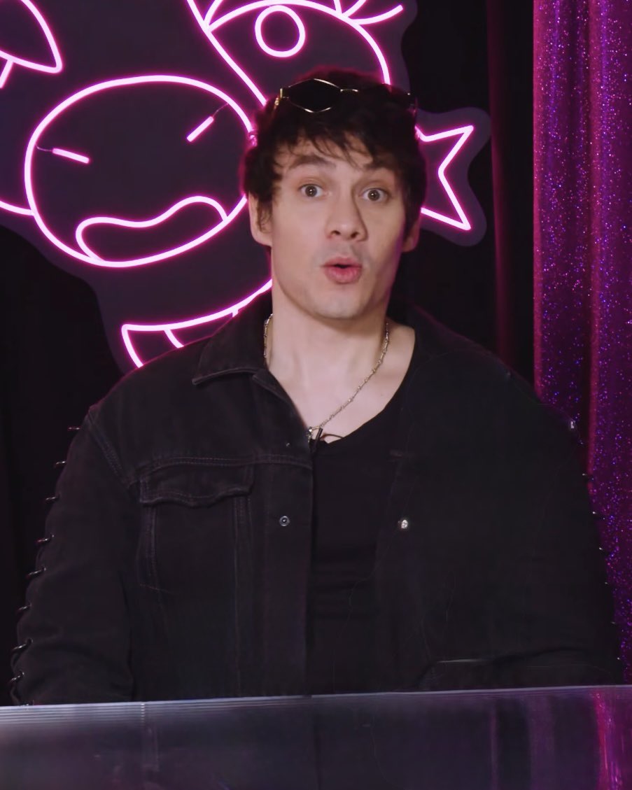 Así ando🤪

 #BryanMou🔴